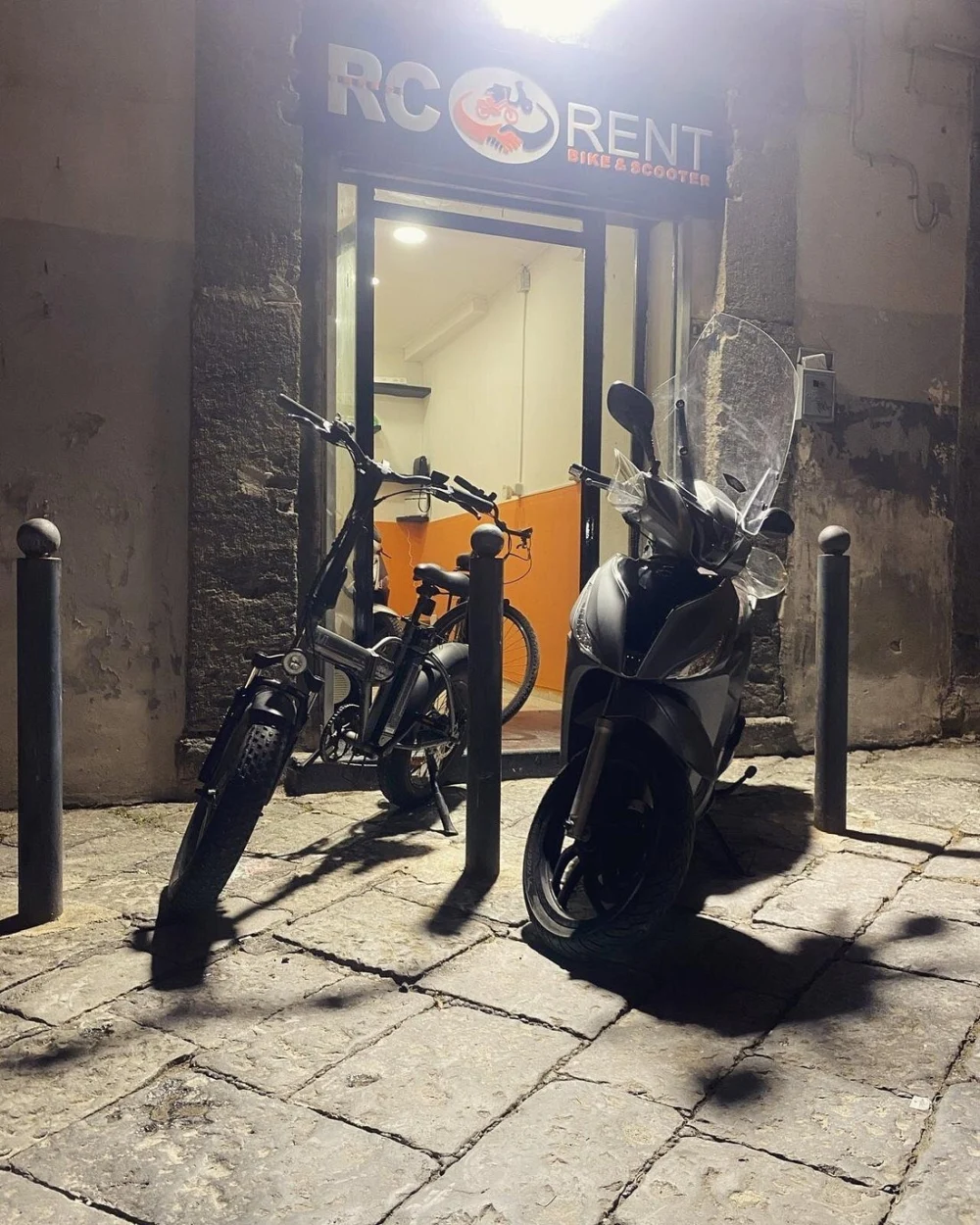RC RENT - Scooter, Car and Bike Rental Naples - 4