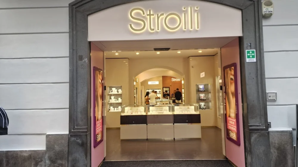 STROILI
